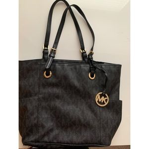 Michael Kors Tote